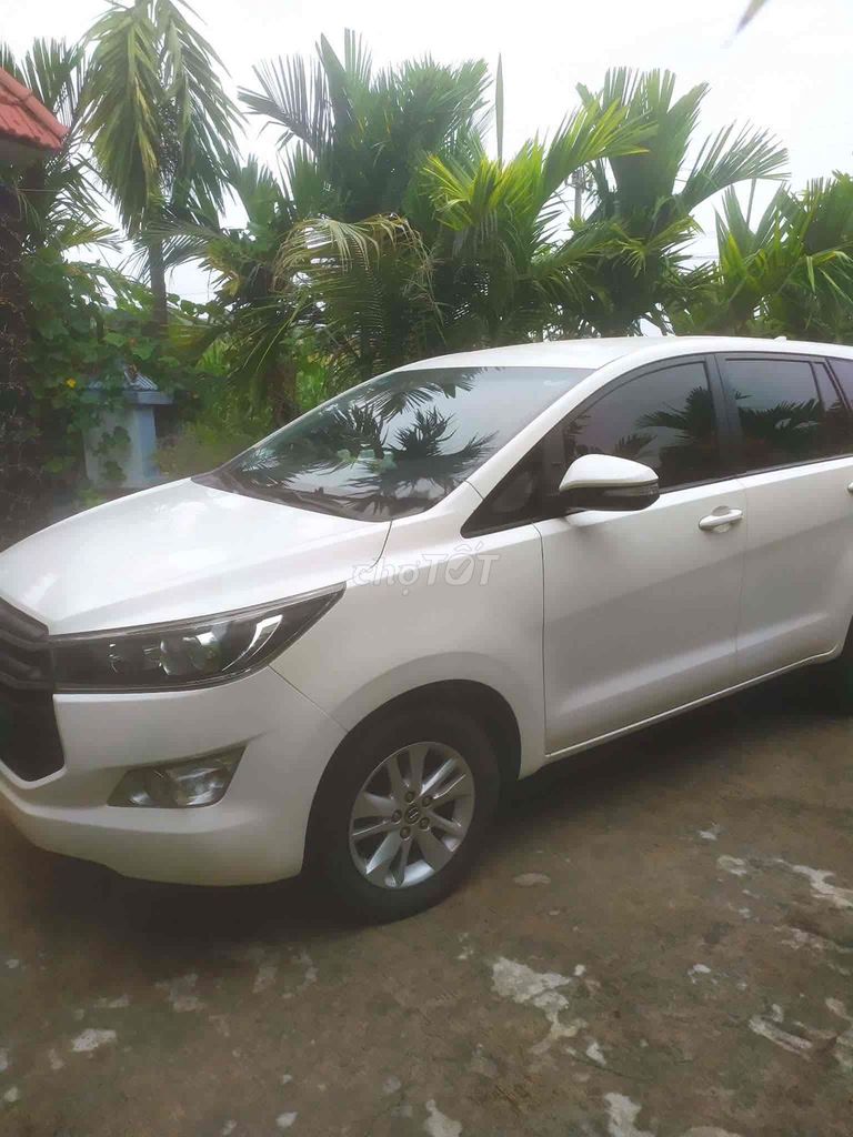 Toyota Innova 2.0E 2016 - ảnh 1