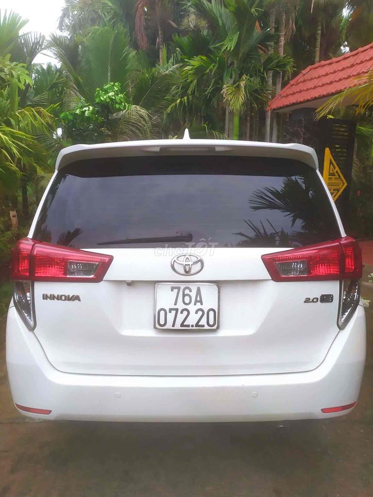 Toyota Innova 2.0E 2016 - ảnh 2