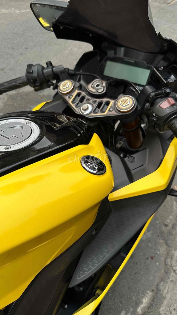Yamaha R 2018 - ảnh 3