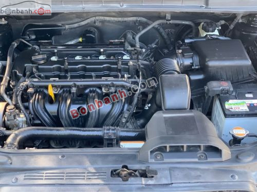 Kia Carens 2010 - ảnh 5