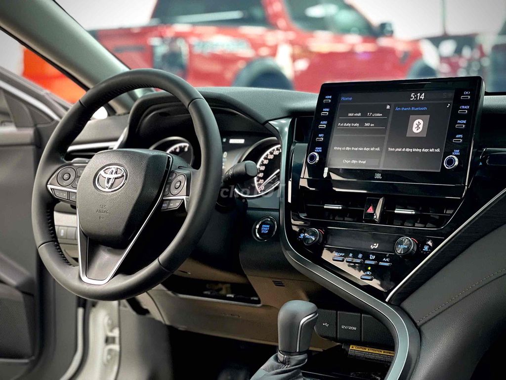 Toyota Camry 2.0Q 2023 - ảnh 4