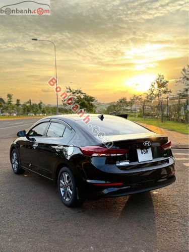 Hyundai Elantra 1.6 AT 2018 - ảnh 3