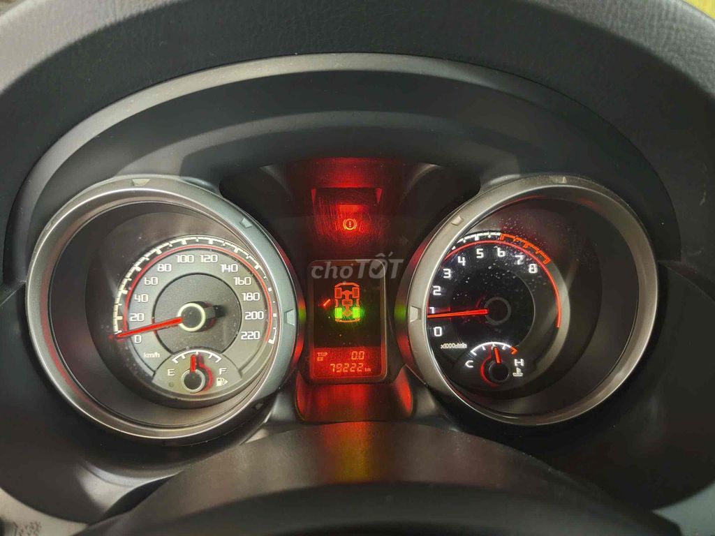 Mitsubishi Pajero 2013 - ảnh 3