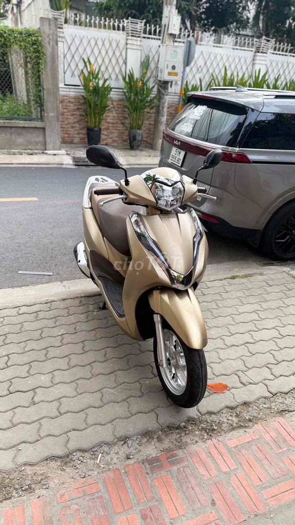 Honda Lead 2021 - ảnh 1