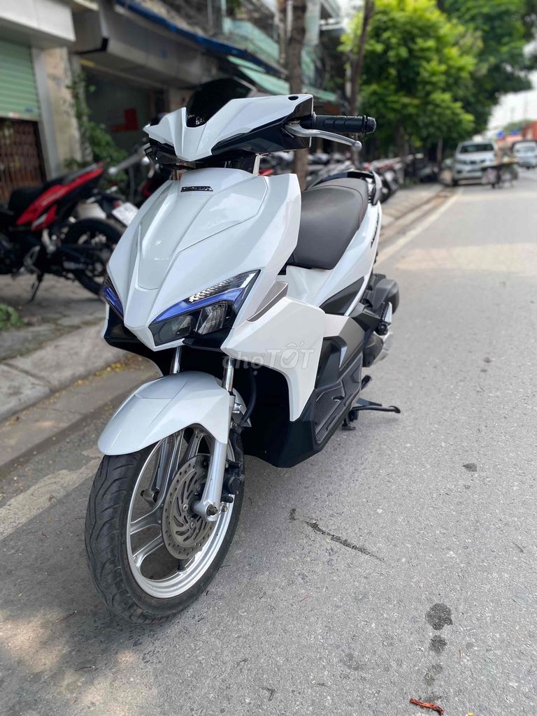 Honda Air Blade 2017 - ảnh 3