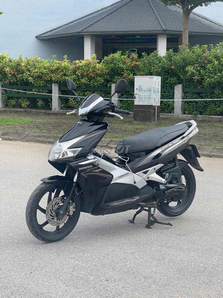 Honda Air Blade 2010 - ảnh 5