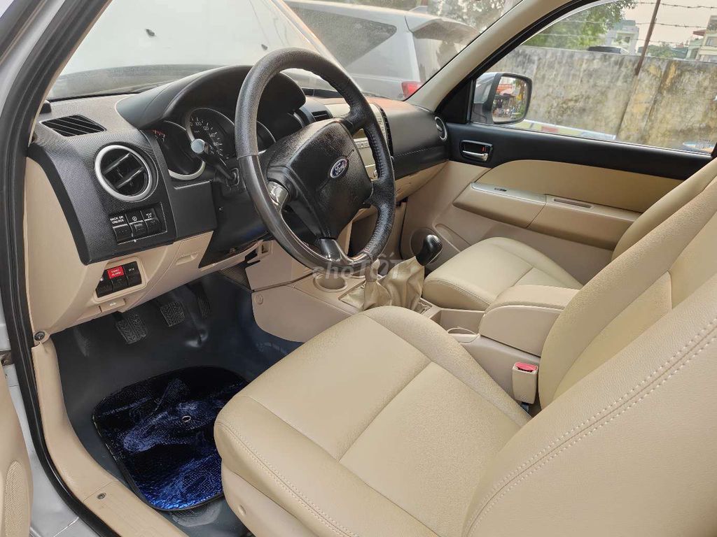 Ford Everest - ảnh 5