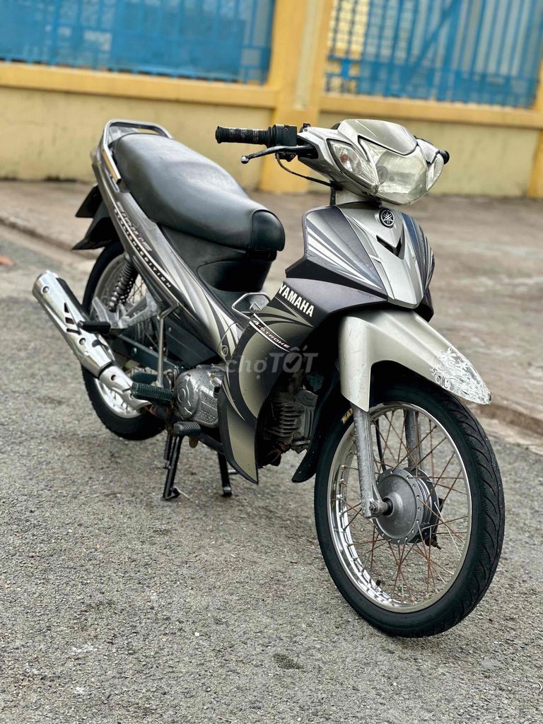 Yamaha Sirius 2010 - ảnh 2