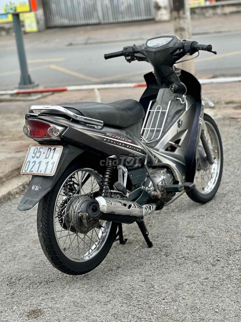 Yamaha Sirius 2010 - ảnh 3