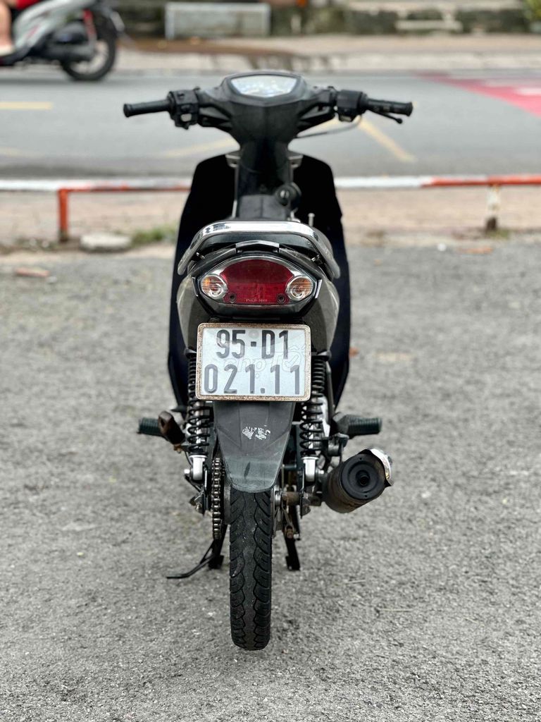 Yamaha Sirius 2010 - ảnh 4