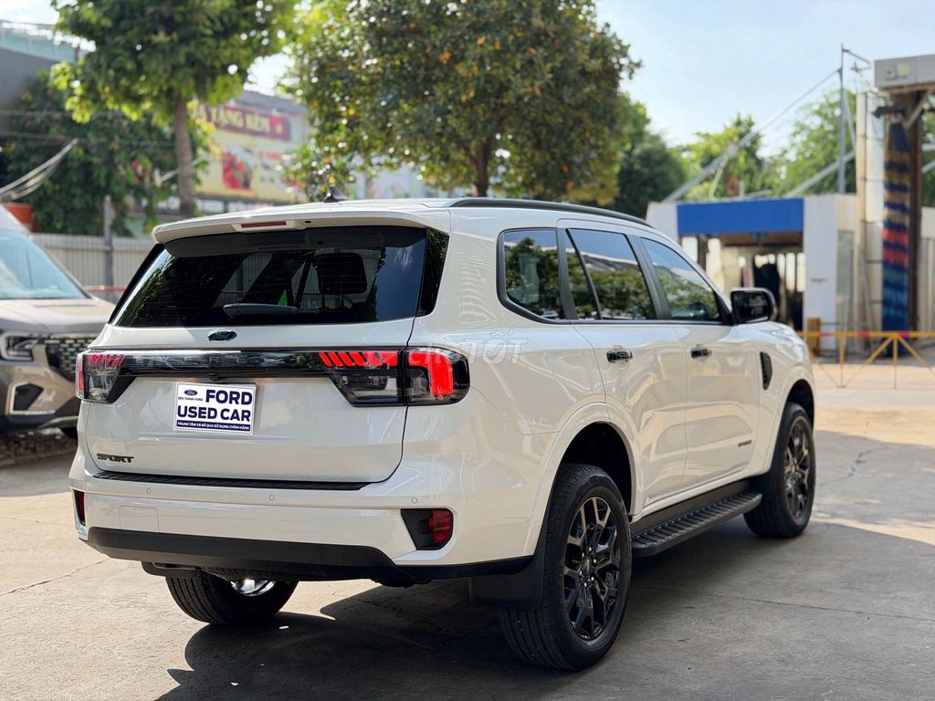 Ford Everest 2024 - ảnh 4