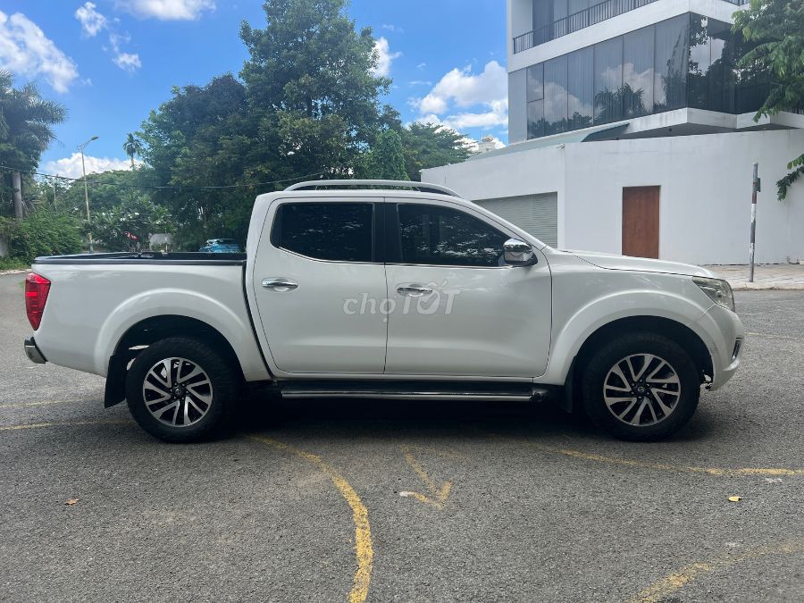 Nissan Navara 2015 - ảnh 5