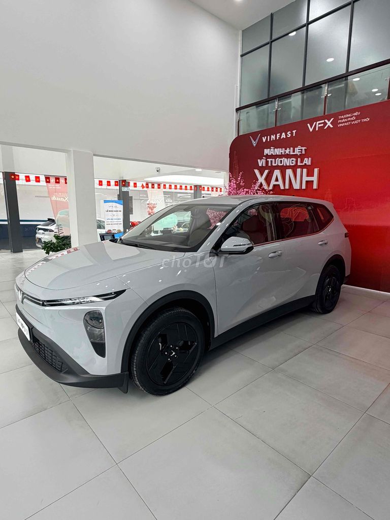 VinFast MPV 7 - ảnh 3