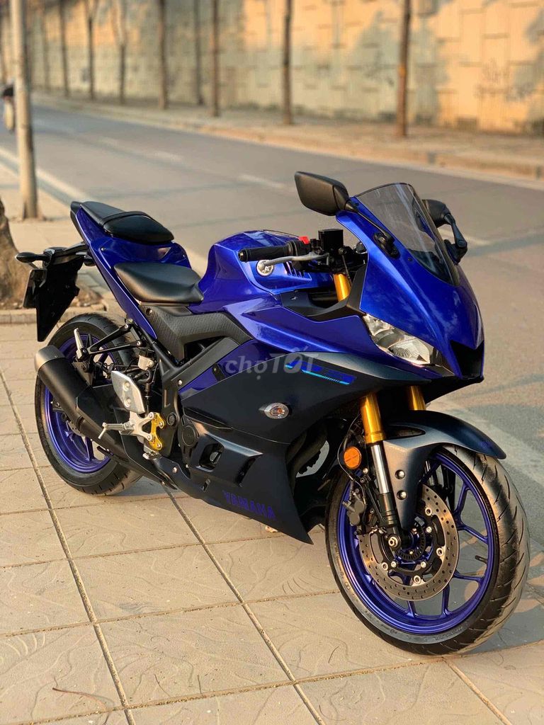 Yamaha R 2023 - ảnh 4