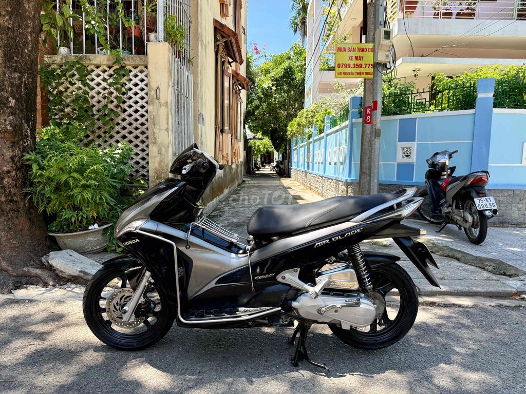 Honda 2012 - ảnh 3