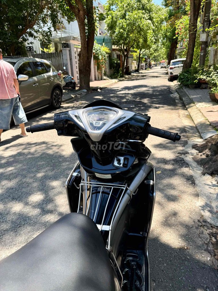 Honda 2012 - ảnh 4