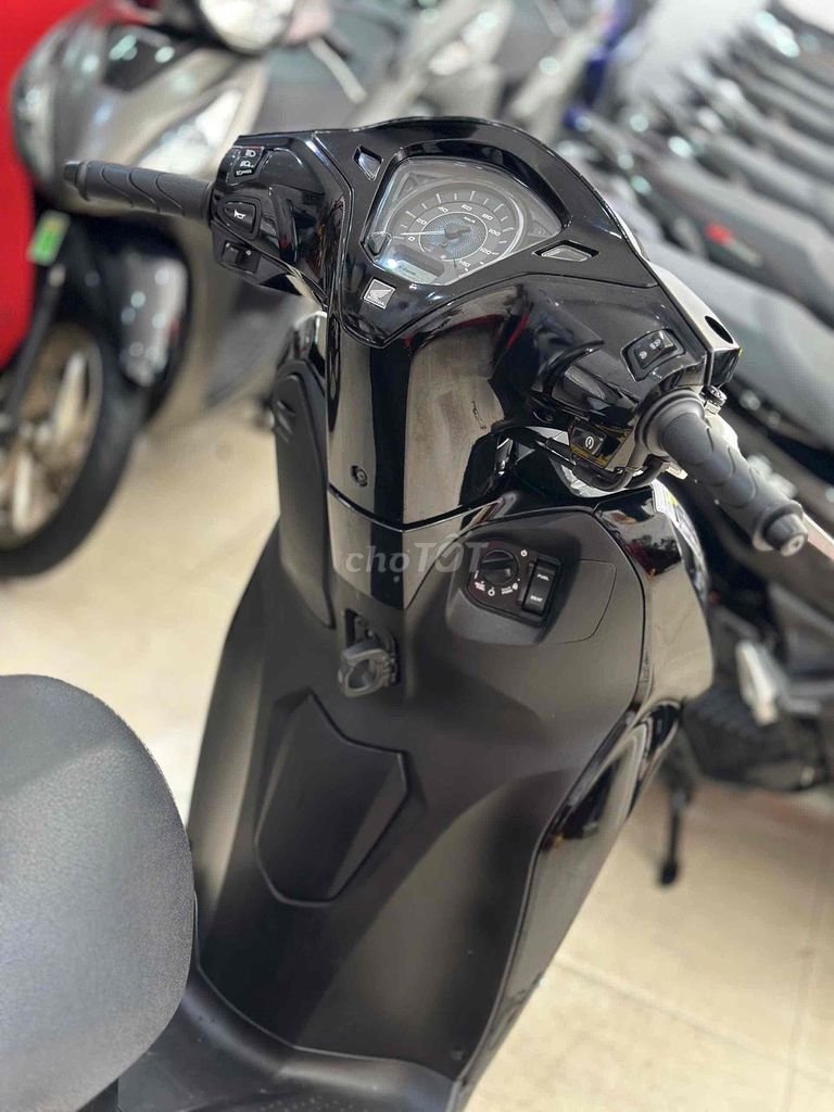 Honda Lead 2025 - ảnh 4