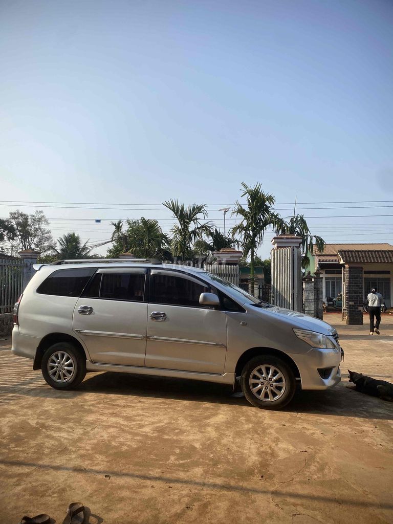 Toyota Innova 2013 - ảnh 1