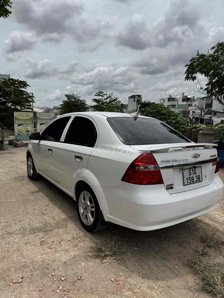 Chevrolet Aveo 2017 - ảnh 2