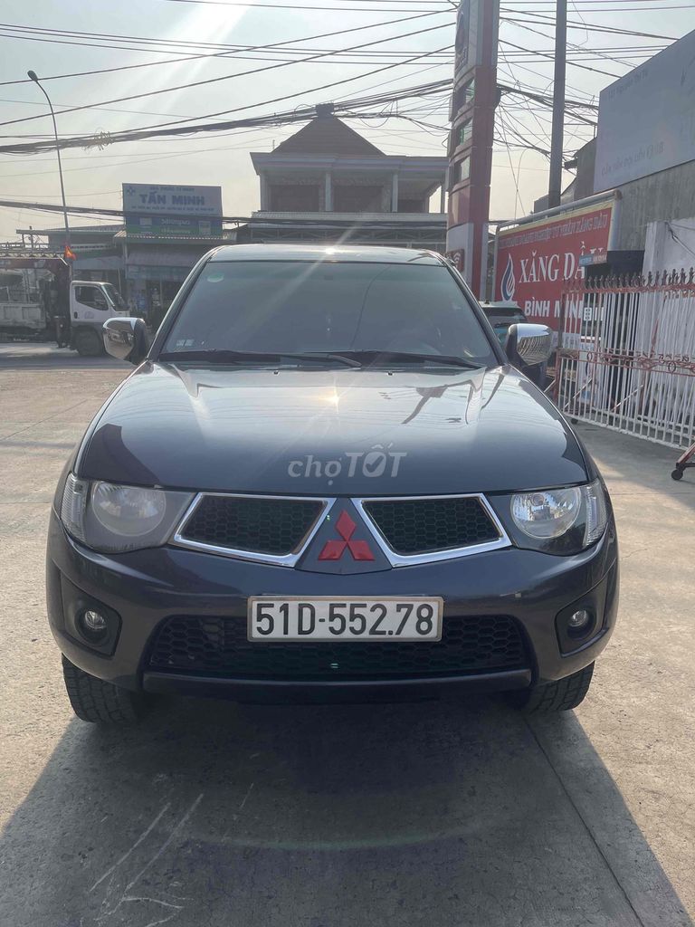Mitsubishi Triton 2009 - ảnh 2