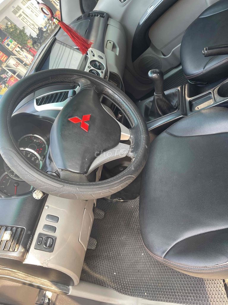 Mitsubishi Triton 2009 - ảnh 5
