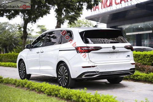 Volkswagen Viloran Luxury 2024 - ảnh 4