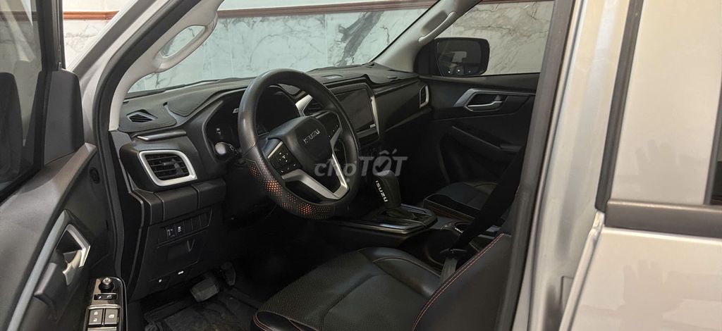 Isuzu 2021 - ảnh 4