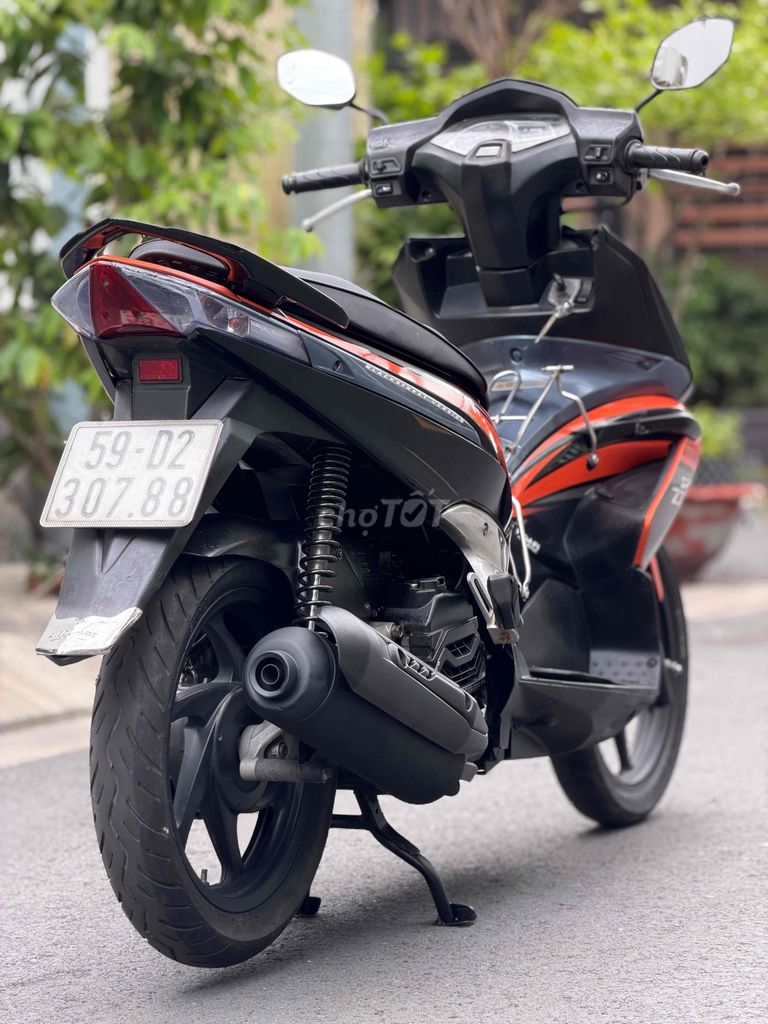 Honda Air Blade 2011 - ảnh 3