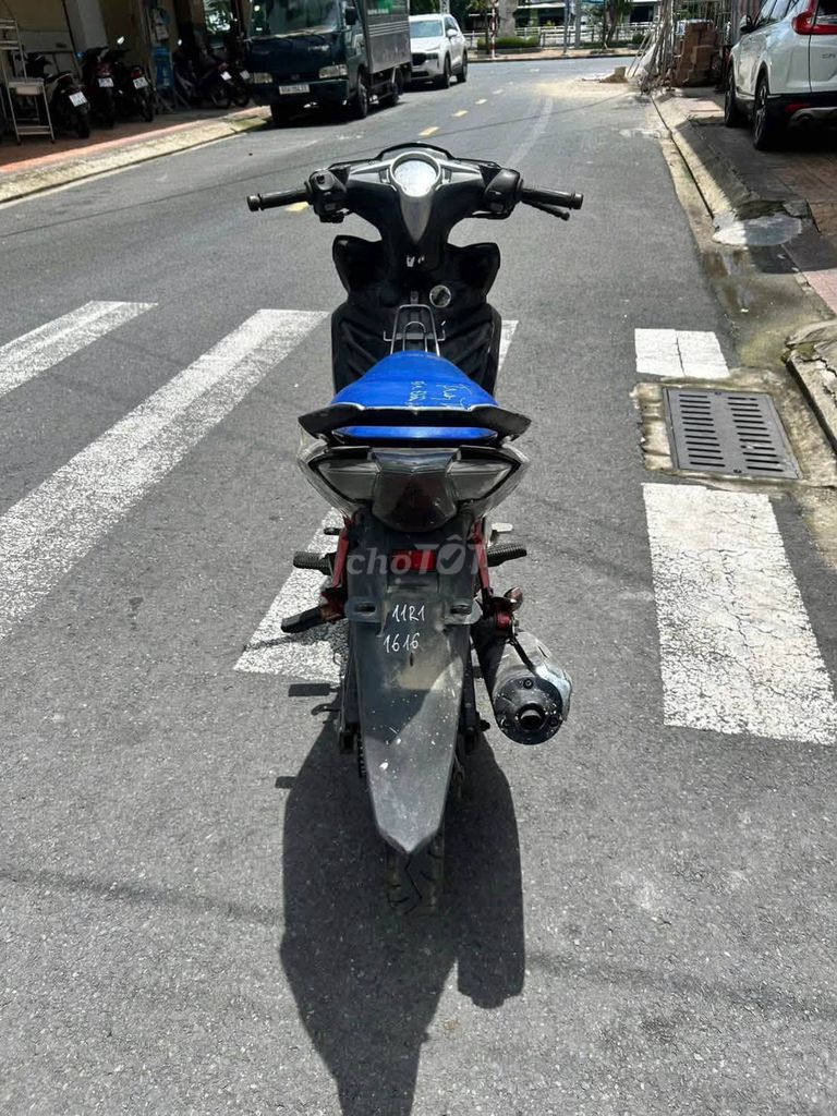 Yamaha Lexam 2025 - ảnh 2