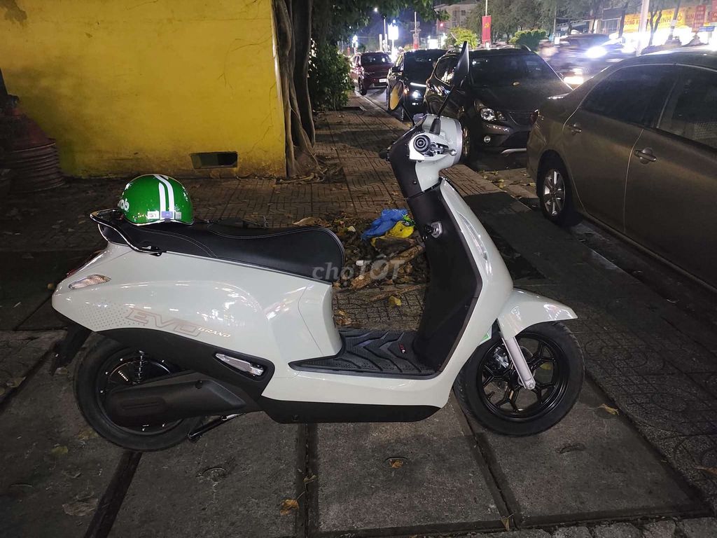 Yadea 2025 - ảnh 3