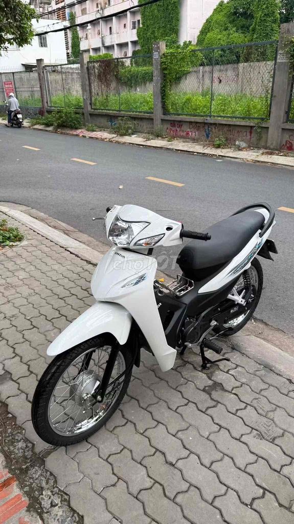 Honda Wave 2025 - ảnh 1
