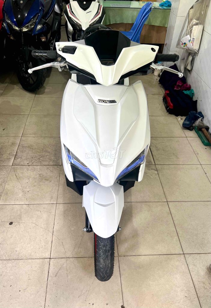 Honda Air Blade 2016 - ảnh 1