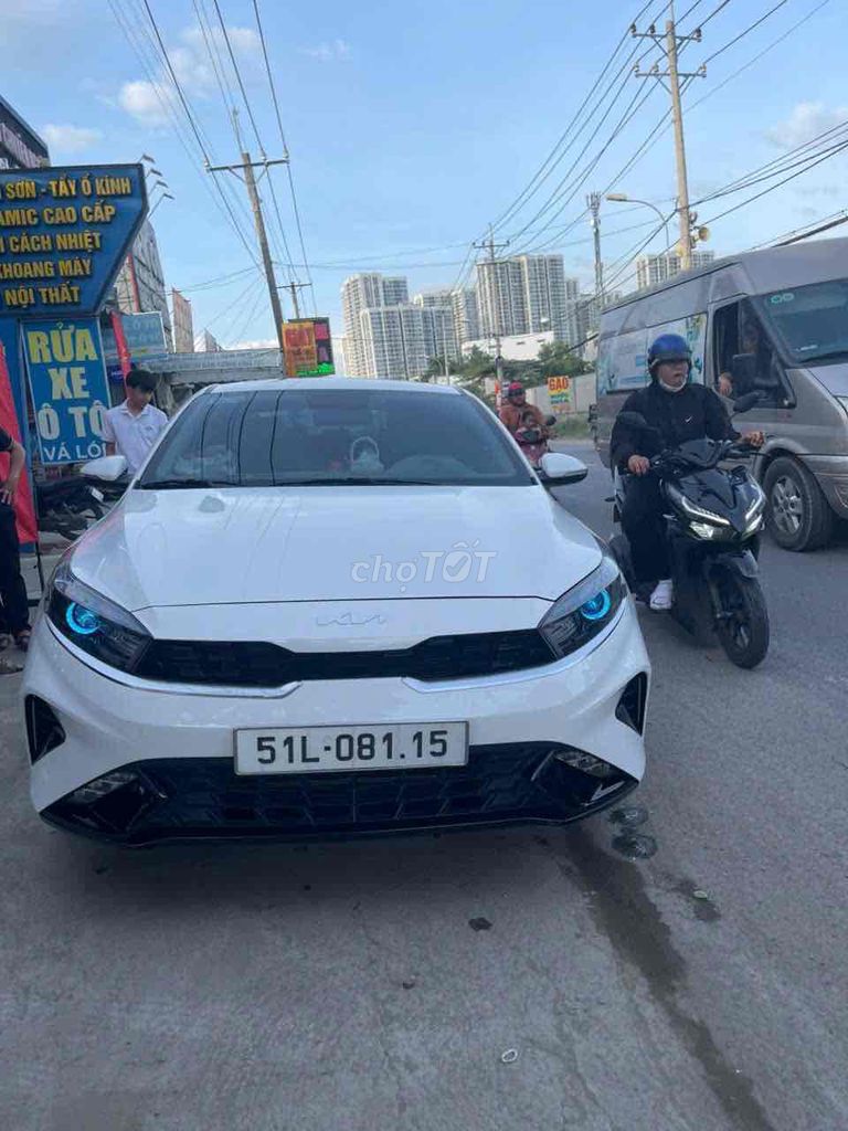 Kia K3 - ảnh 1