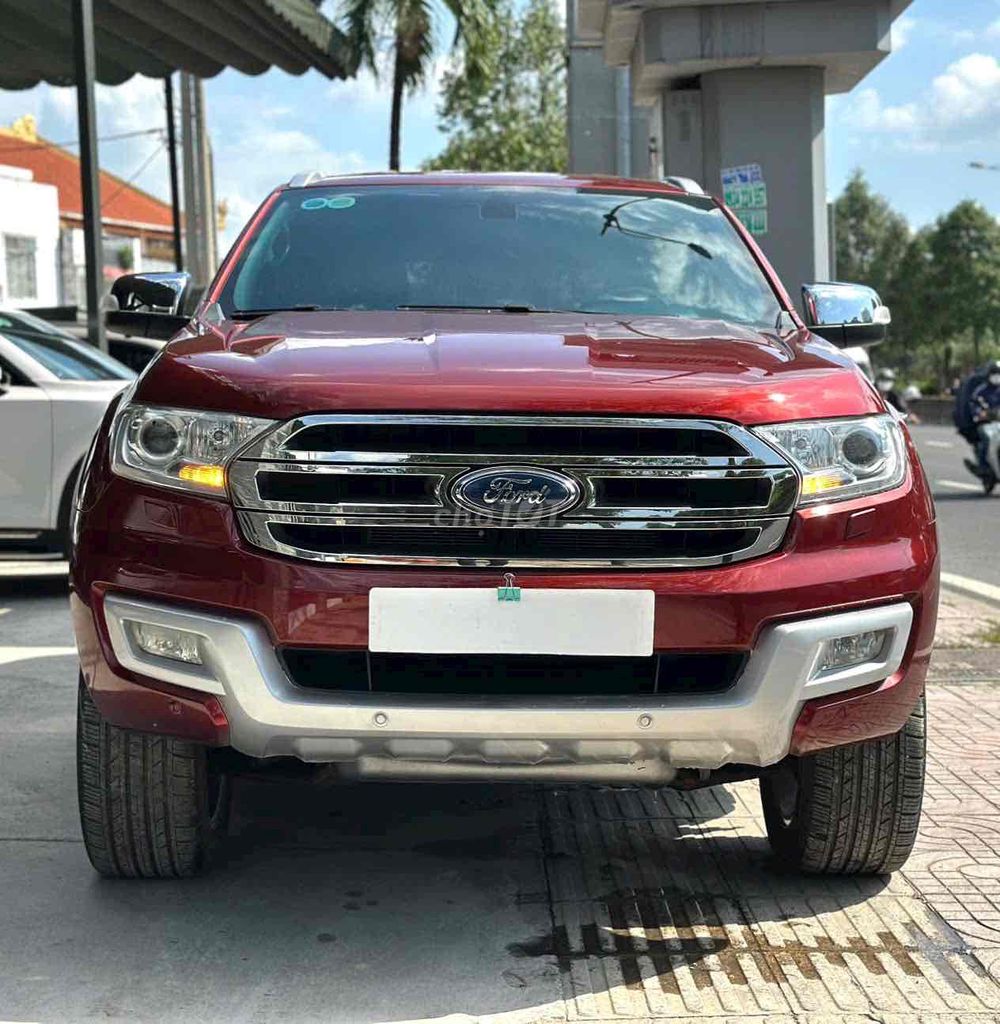 Ford Everest 2017 - ảnh 1