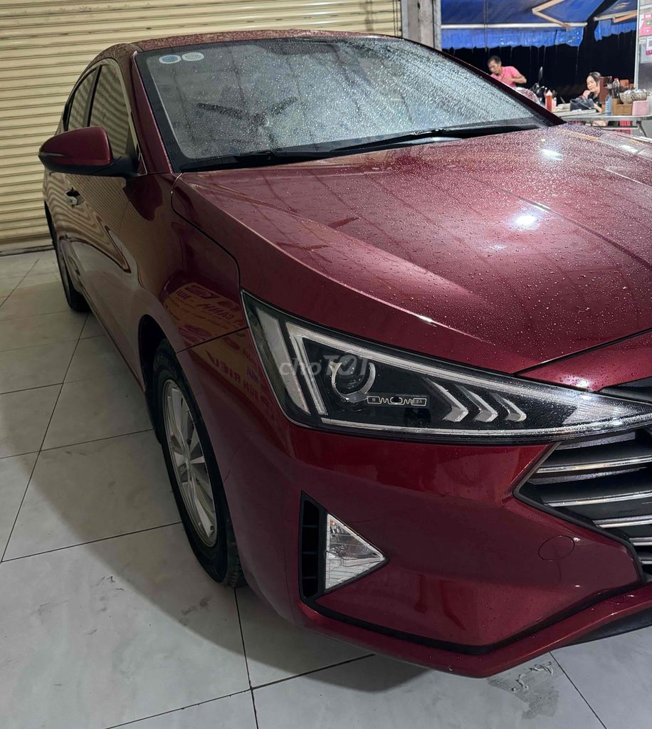 Hyundai Elantra - ảnh 3