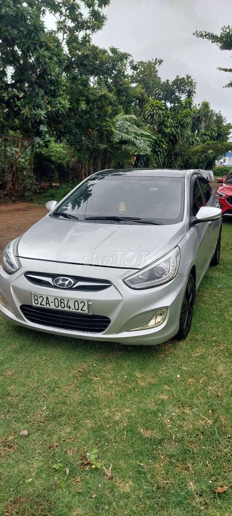Hyundai Accent 2013 - ảnh 3
