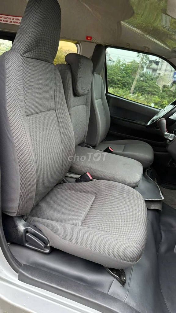 Toyota Hiace 2016 - ảnh 4