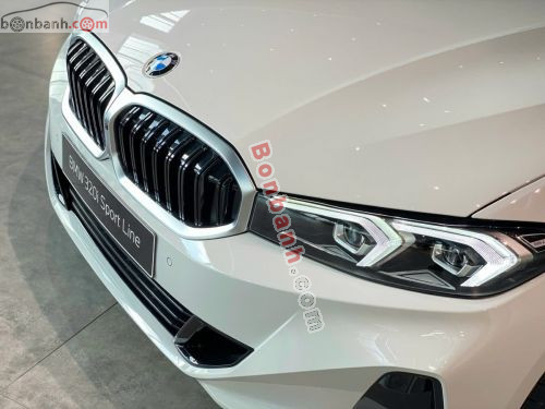 BMW 3 Series 320i Sport Line 2025 - ảnh 4