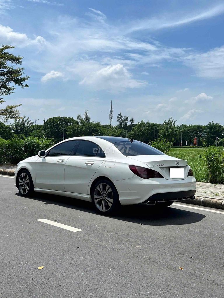 Mercedes-Benz - ảnh 4