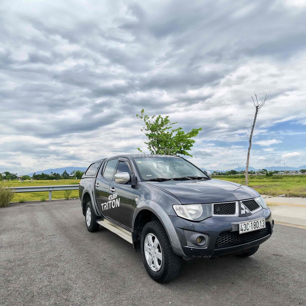 Mitsubishi Triton 2010 - ảnh 2