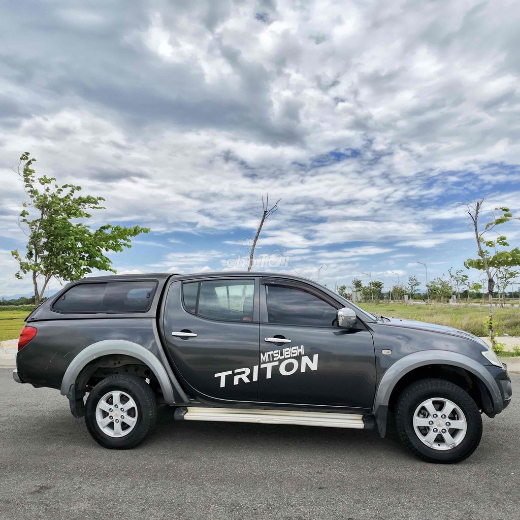 Mitsubishi Triton 2010 - ảnh 4