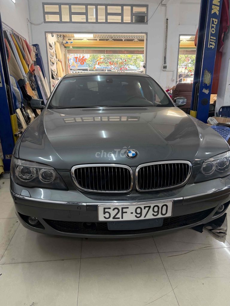 BMW 2006 - ảnh 1