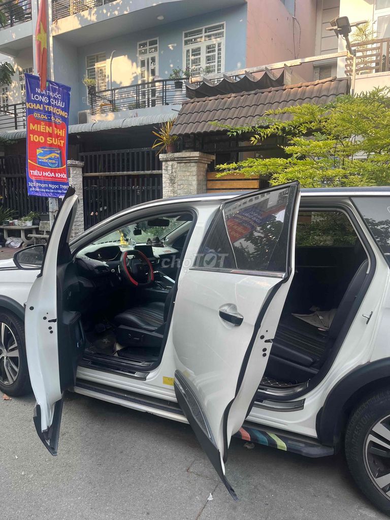 Peugeot 5008 2020 - ảnh 2