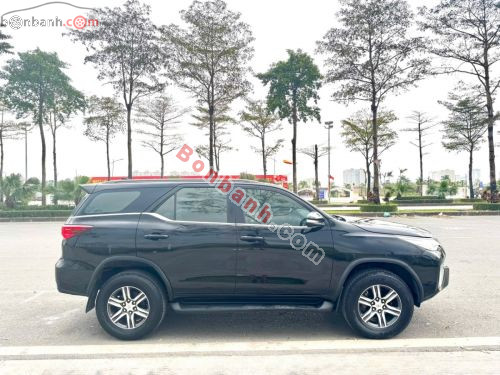 Toyota Fortuner 2.4G 4x2 MT 2017 - ảnh 2