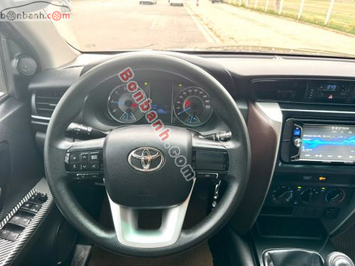 Toyota Fortuner 2.4G 4x2 MT 2017 - ảnh 5