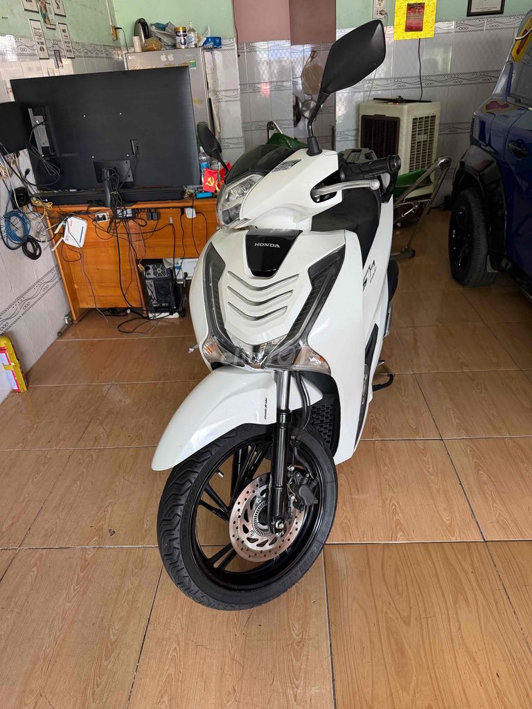 Honda SH 2018 - ảnh 2