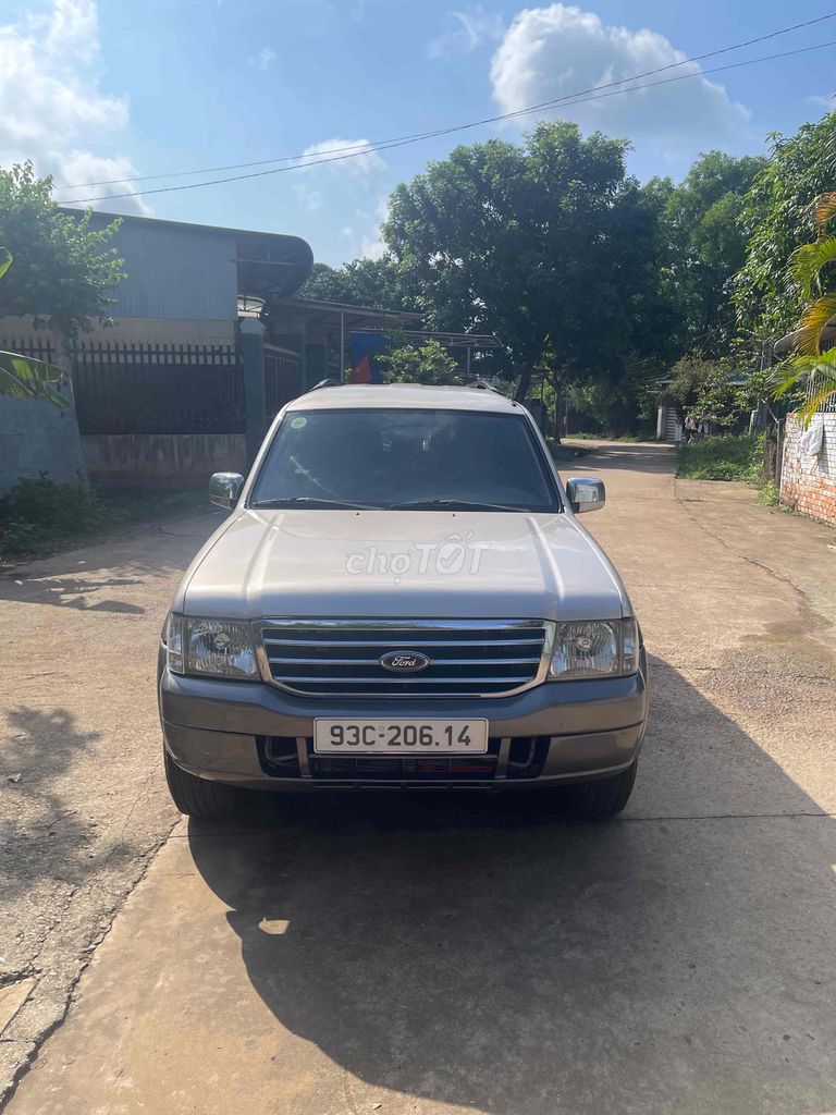Ford Everest 2006 - ảnh 2