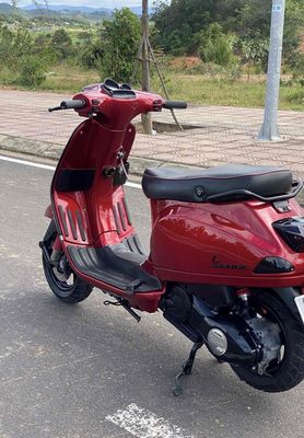 Piaggio Vespa 2011 - ảnh 1