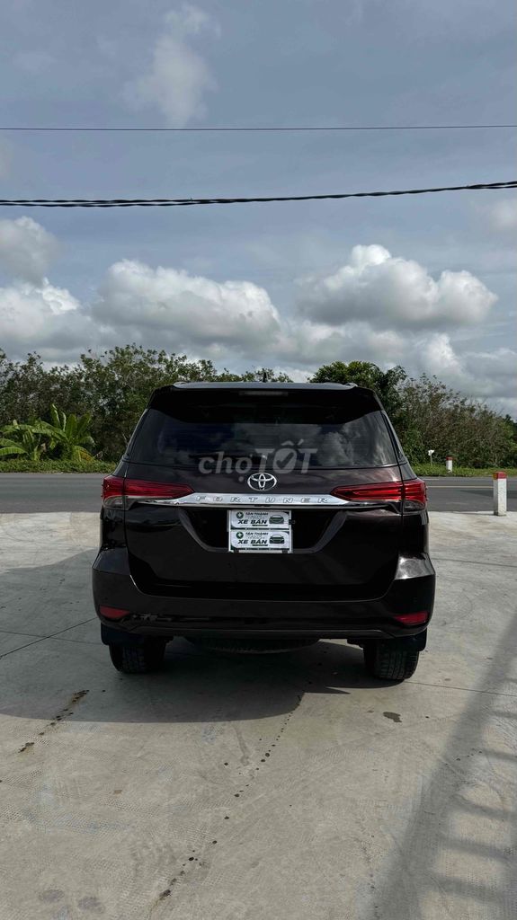 Toyota Fortuner 2.4G 4x2 AT 2021 - ảnh 4