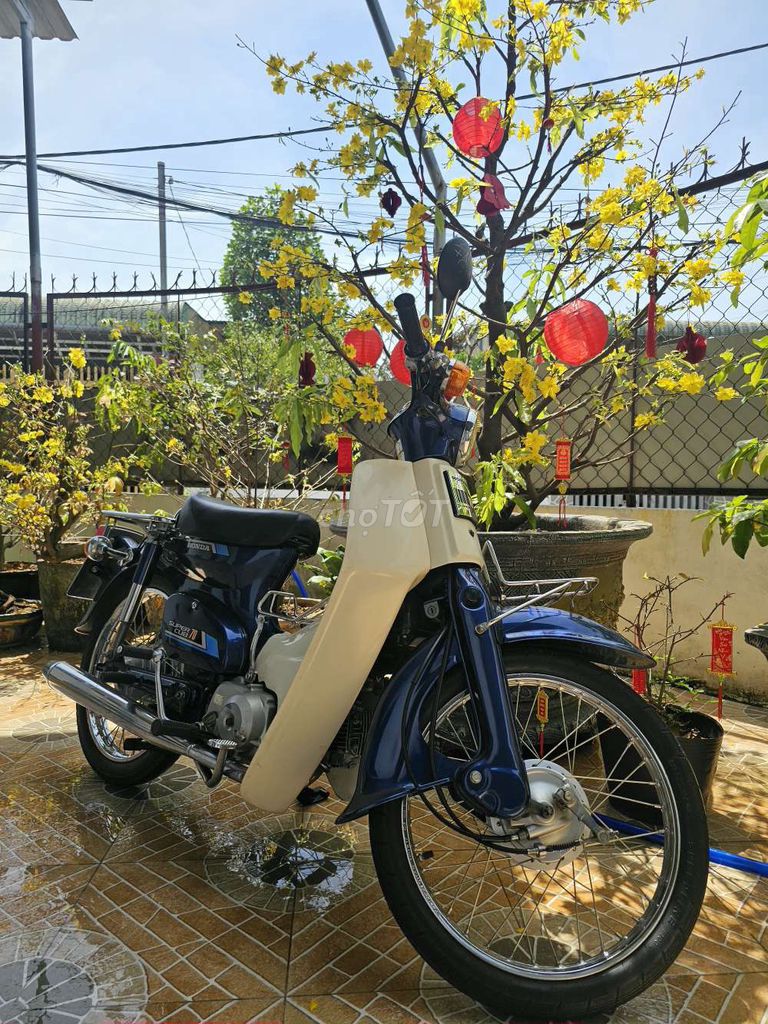Honda Cub 1996 - ảnh 1